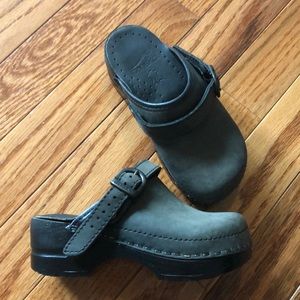 Dansko Children’s black leather clogs